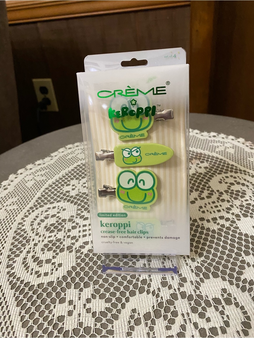 Crème Shop Keroppi Green Crease-Free Hair Clips - Set of 3